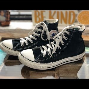 Hightop Converse *All Star* Shoes